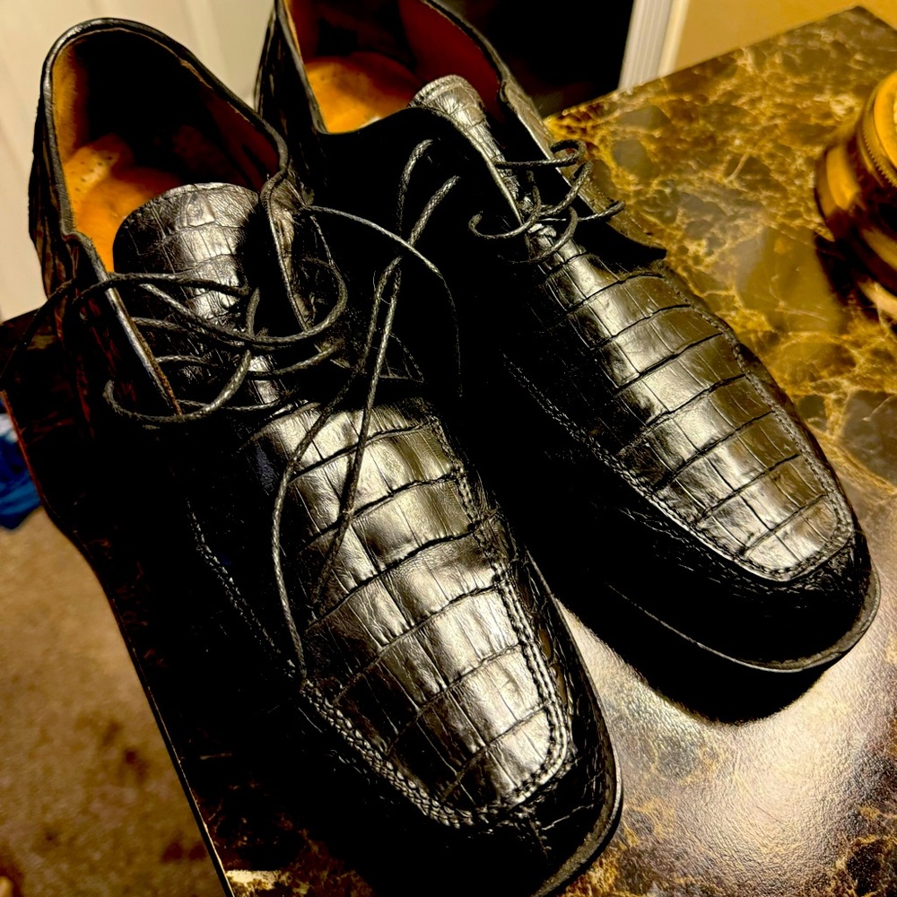 Men Belvedere real alligator shoes size 12 but fit like a size 11